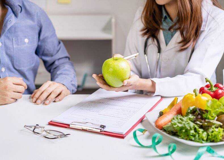 Antes de empezar a perder peso, debes consultar a un nutricionista. 